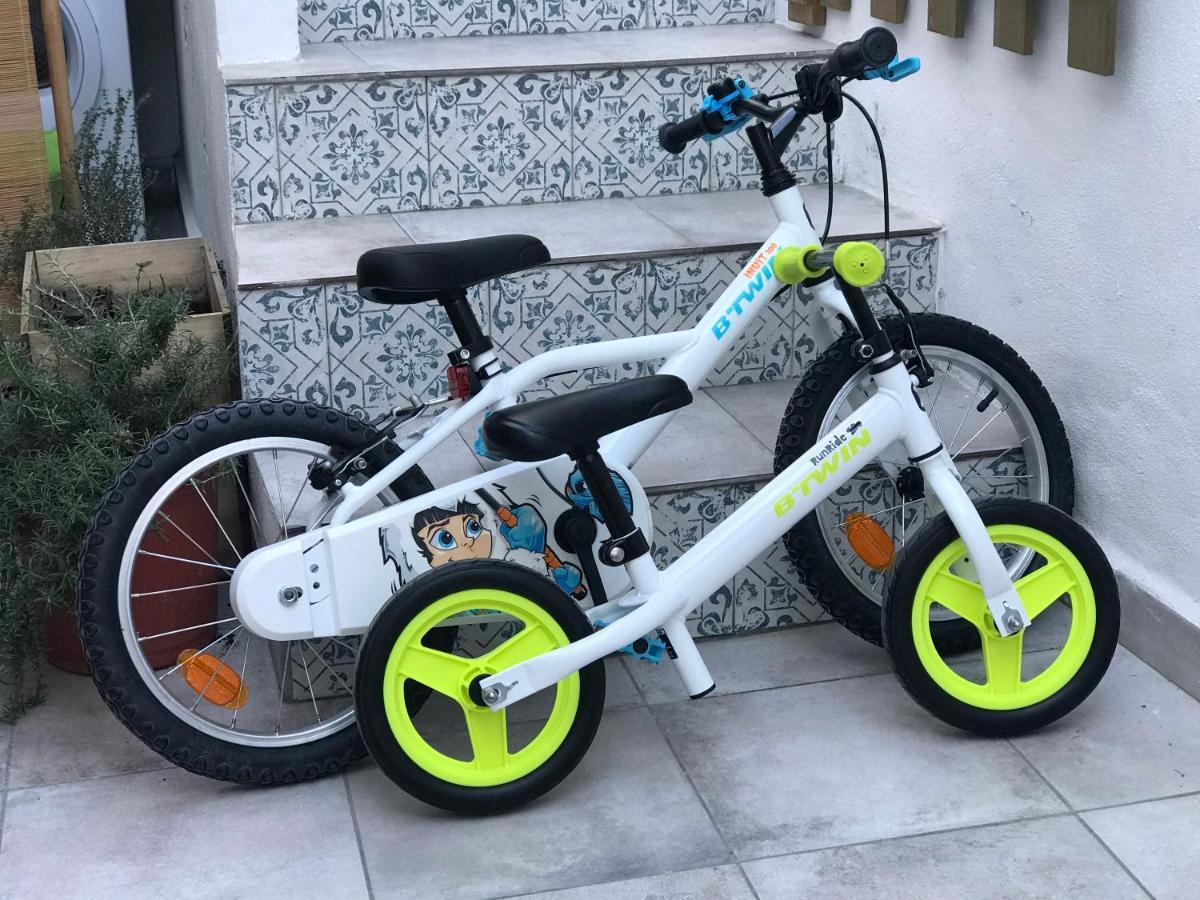 Malaga Beach House, 2 City Bikes, 2 Children'S Bikes, Wifi, Big Terrace, Bbq, Family, Childfriendly Esterno foto