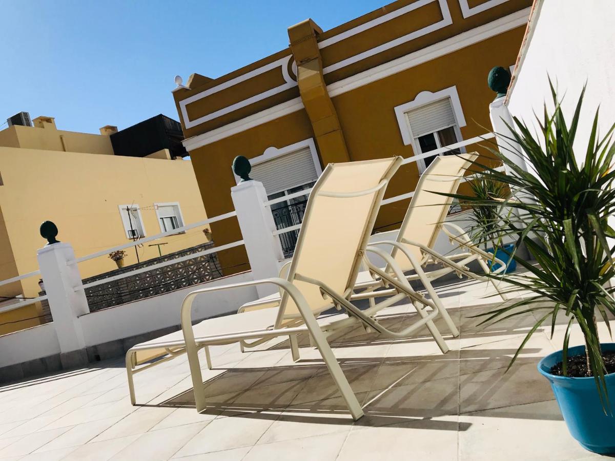 Malaga Beach House, 2 City Bikes, 2 Children'S Bikes, Wifi, Big Terrace, Bbq, Family, Childfriendly Esterno foto