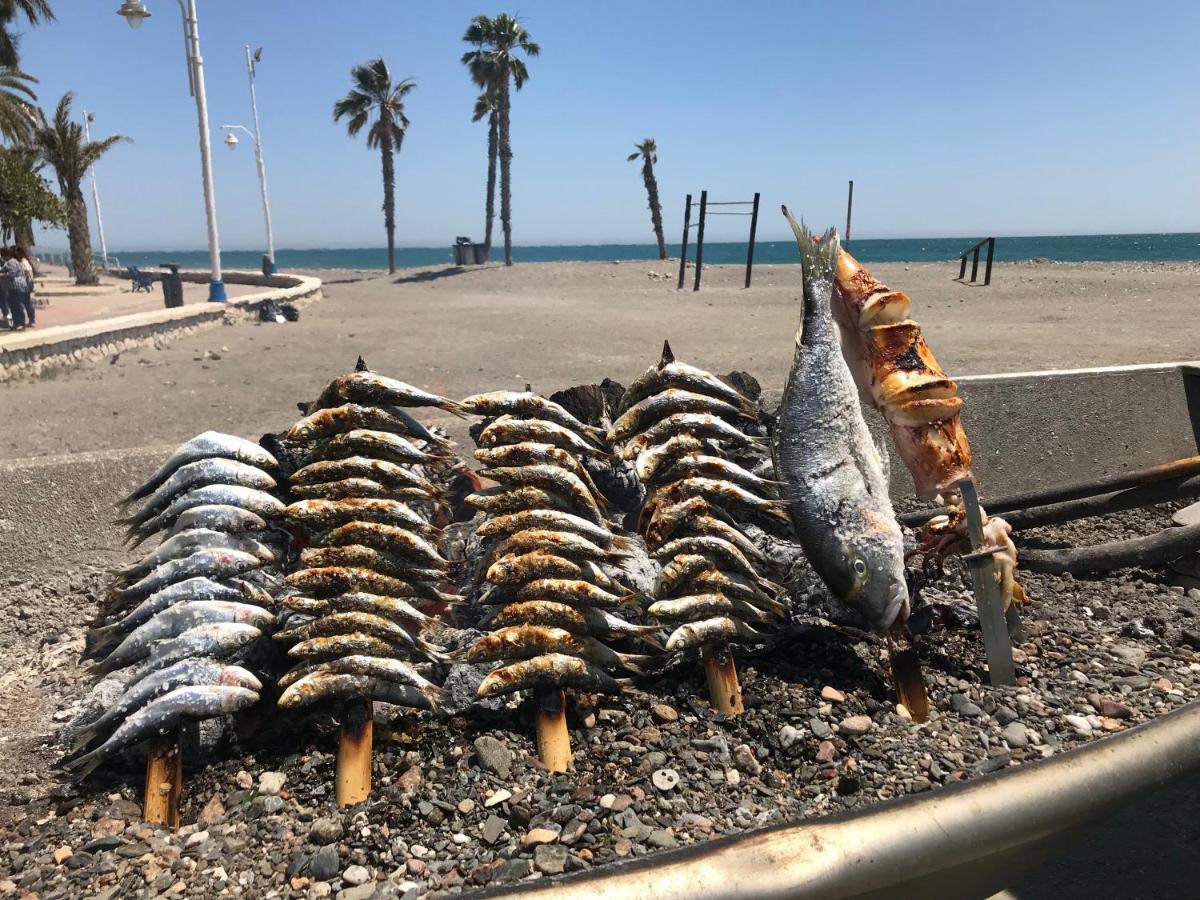 Malaga Beach House, 2 City Bikes, 2 Children'S Bikes, Wifi, Big Terrace, Bbq, Family, Childfriendly Esterno foto