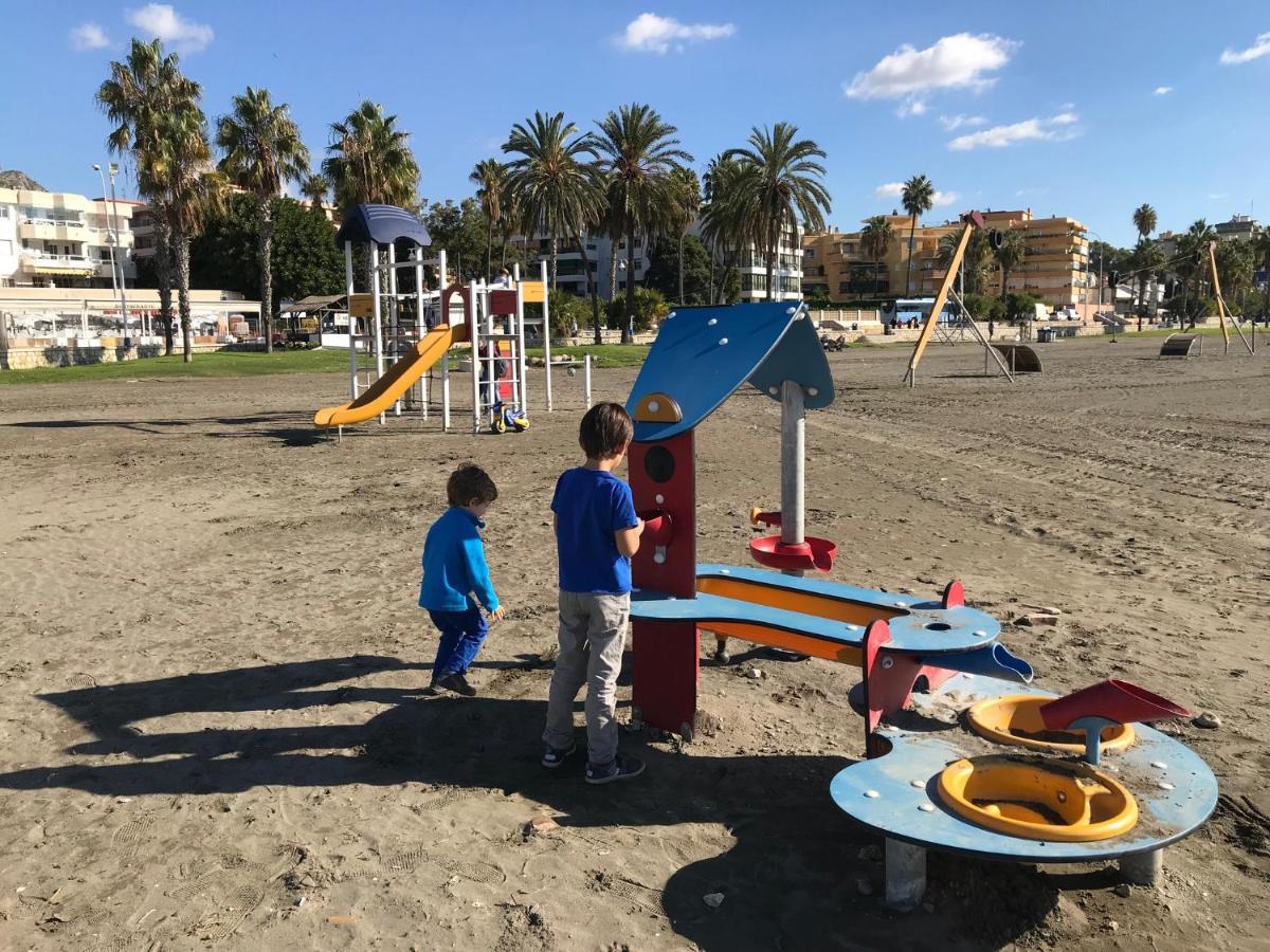 Malaga Beach House, 2 City Bikes, 2 Children'S Bikes, Wifi, Big Terrace, Bbq, Family, Childfriendly Esterno foto