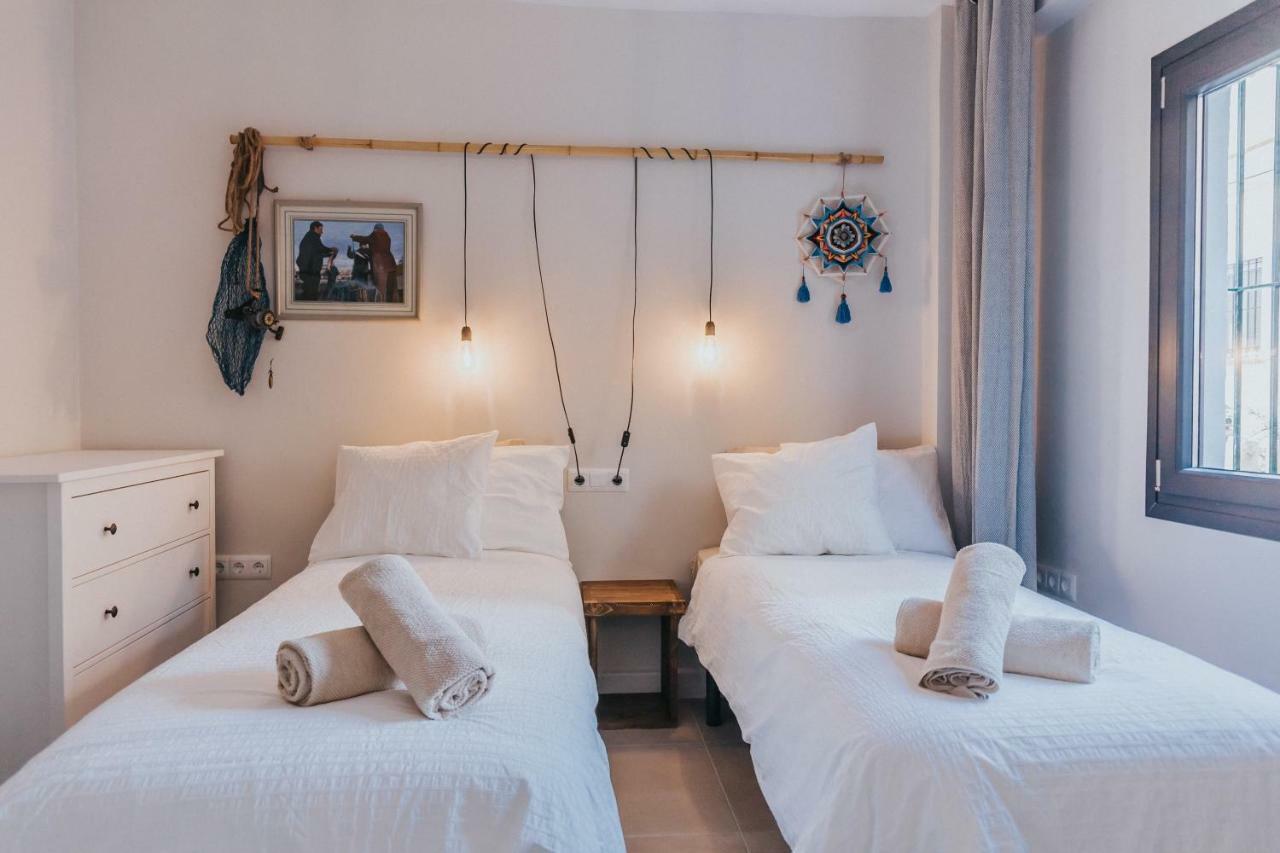 Malaga Beach House, 2 City Bikes, 2 Children'S Bikes, Wifi, Big Terrace, Bbq, Family, Childfriendly Esterno foto