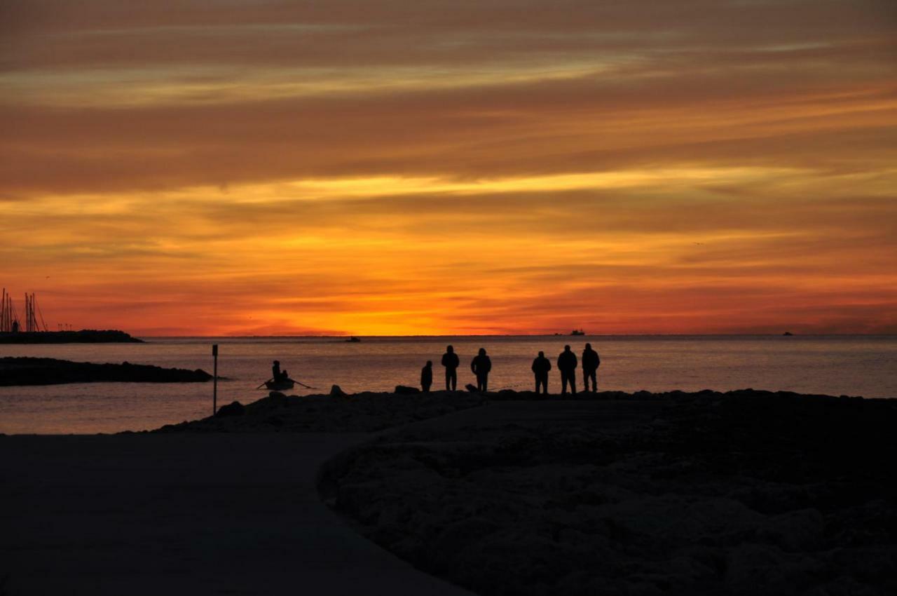 Malaga Beach House, 2 City Bikes, 2 Children'S Bikes, Wifi, Big Terrace, Bbq, Family, Childfriendly Esterno foto